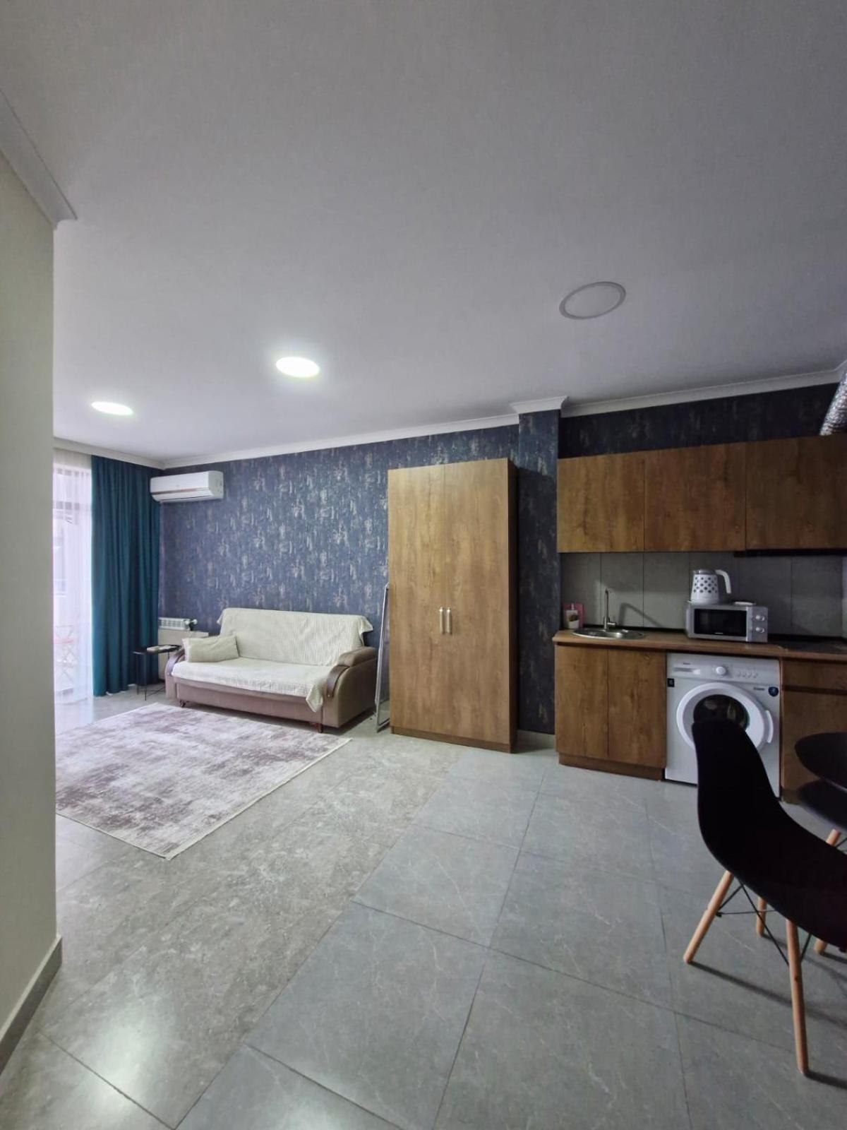 Liana Sea & Sky Suites Batumi Exterior photo