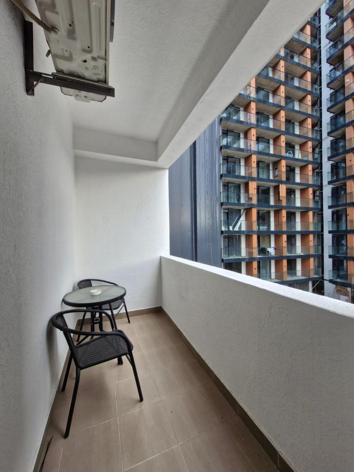 Liana Sea & Sky Suites Batumi Exterior photo